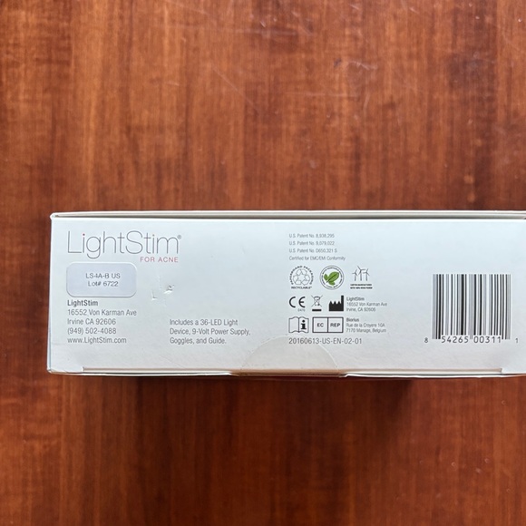 LightStim for Acne LED Light Therapy Device - Picture 7 of 7